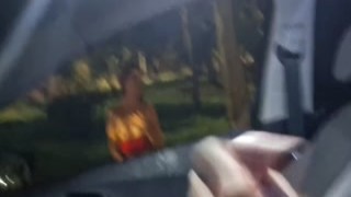 renatasurtada - Risky masturbation for a redhead who was at the bus stop.