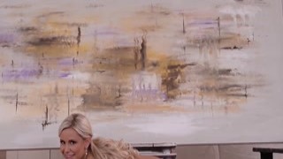 Lola Myluv - An Artist in Action