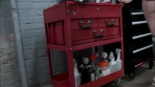 Lesbian stepsisters anal fuck in garage