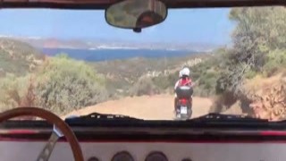 LaraJuicy - Hot Babe Gets Nasty on Vacation in Greece - Public Squirt - Juicytrips